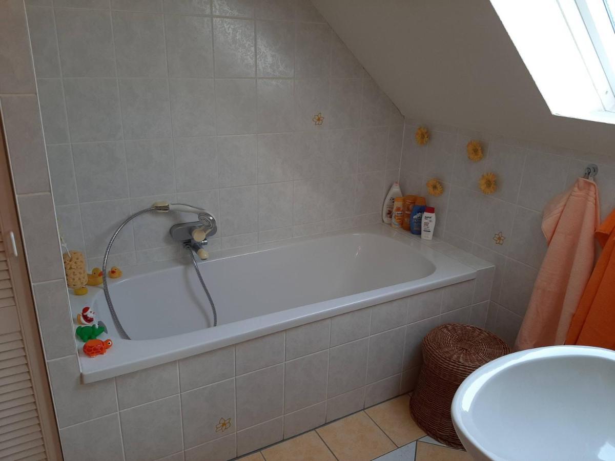 Fewo Hohen Neuendorf Bei Berlin Mit Sauna Und Fuss-Spa Ngoại thất bức ảnh